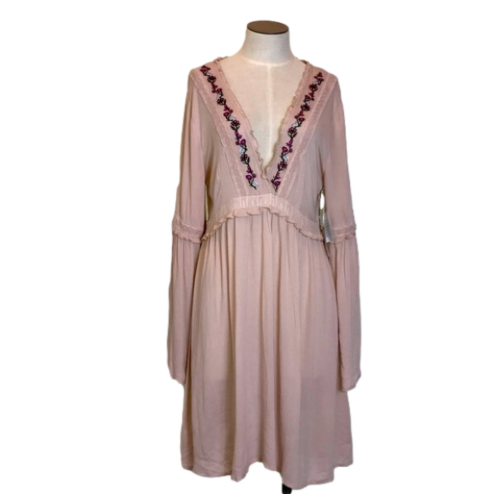 NWT Coco + Jaimeson Urban Ballerina Dress